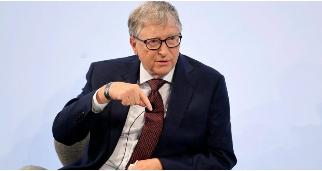 Tỷ phú Bill Gates: Thế giới chỉ trông đợi bạn đạt được điều gì, chẳng ai quan tâm đến lòng t.ự trọng của bạn đâu!