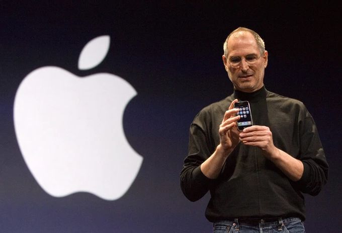 3 bài học để đời từ câu chuyện của Steve Jobs: “Bạn sẽ không thể thấy được sự liên kết của những gì đang xảy ra ở hiện tại với tương lai.”