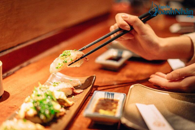 Câu chuyện người Nhật thích ăn cá tươi: Hãy luôn tự tạo thử thách cho mình!