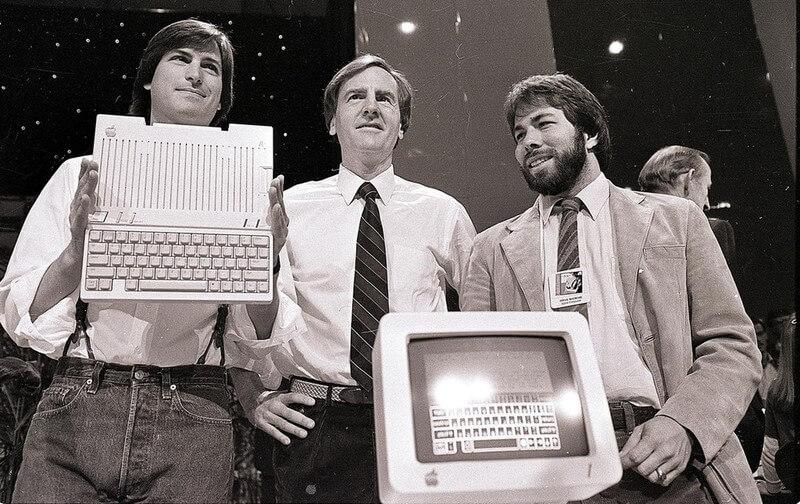 Chuyện chưa kể: 9 sai lầm ngớ ngẩn nhớ đời của Steve Jobs