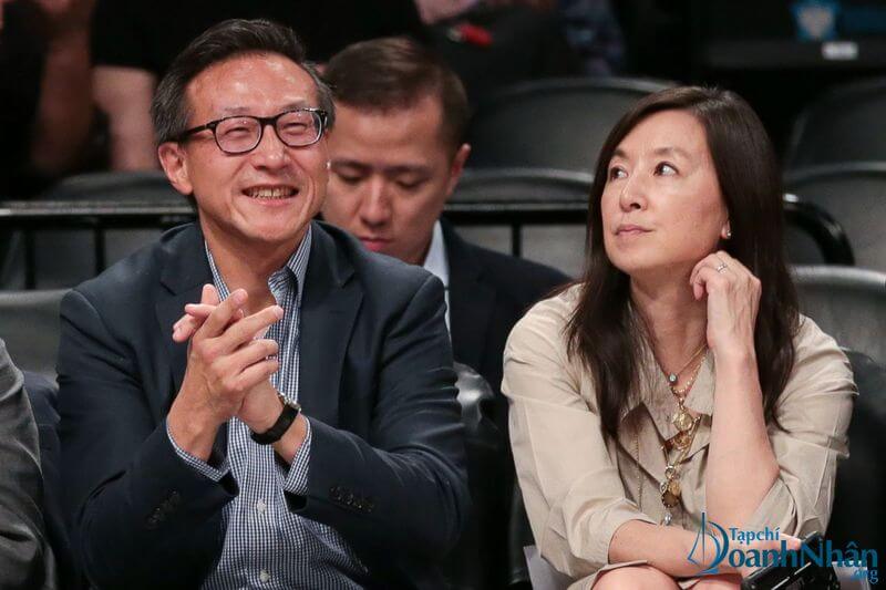 Khôn khéo hơn Jack Ma, Joe Tsai đồng sáng lập Alibaba đang sống như ông hoàng