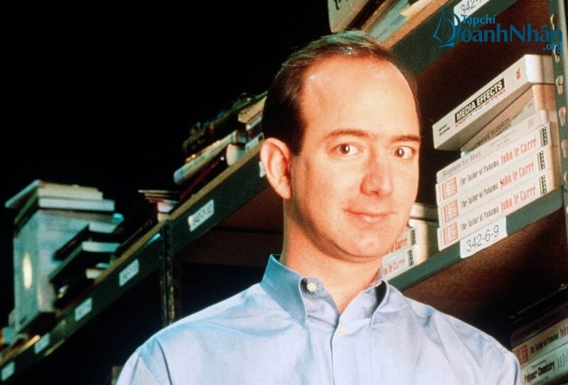 Nguyên do tỷ phú Jeff Bezos bất ngờ từ chức CEO Amazon