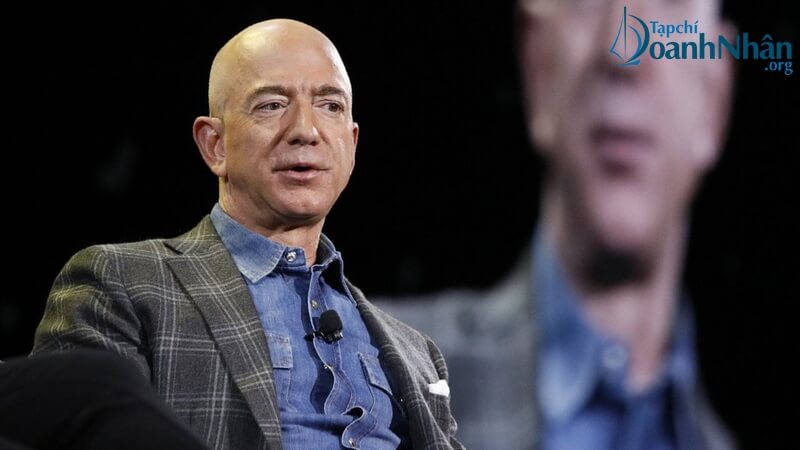 Nguyên do tỷ phú Jeff Bezos bất ngờ từ chức CEO Amazon