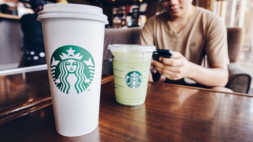 Những bài học đúc kết tạo nên thành công của cựu Chủ tịch Starbucks