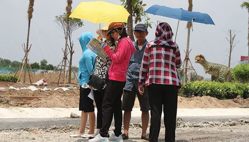 Những đại gia Việt buôn đất siêu hạng thích mặc áo sơ mi cũ, đi dép cao su