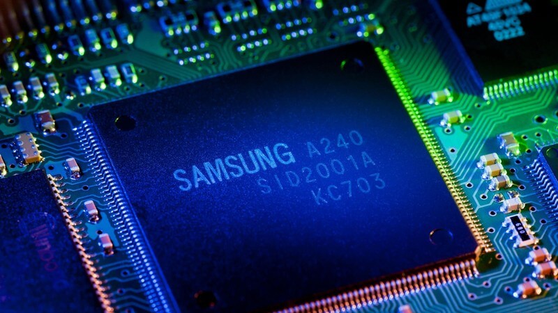 Samsung "bối rối" tìm cách tiêu núi tiền mặt cả trăm tỷ USD