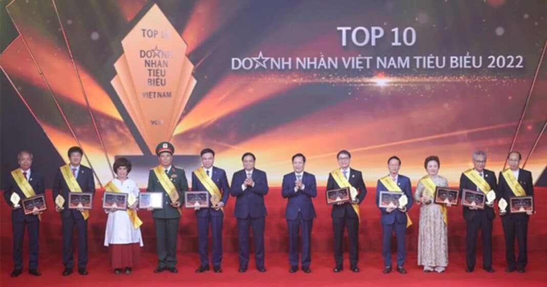 TỔNG THUẬT: Tôn vinh Doanh nhân Việt Nam tiêu biểu 2022