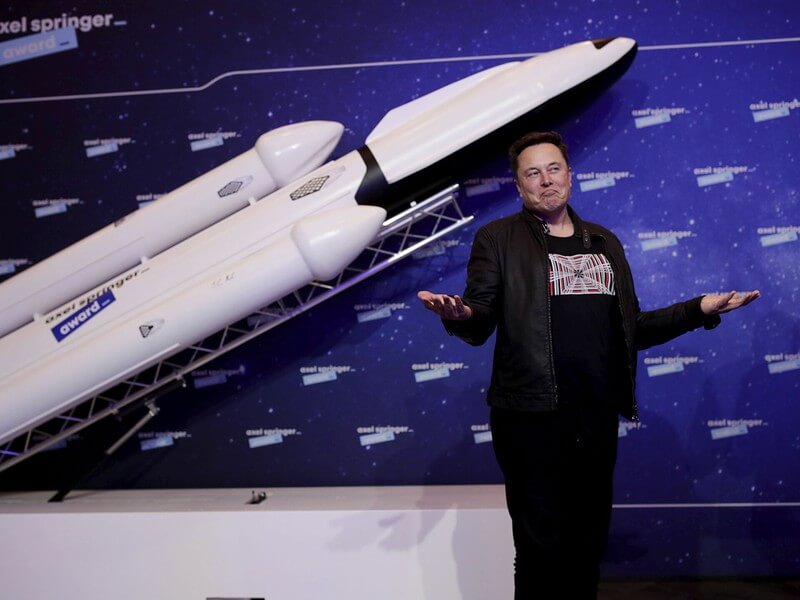 Tỷ phú Elon Musk: "Tôi không học Harvard nhưng người tốt nghiệp Harvard làm việc cho tôi"