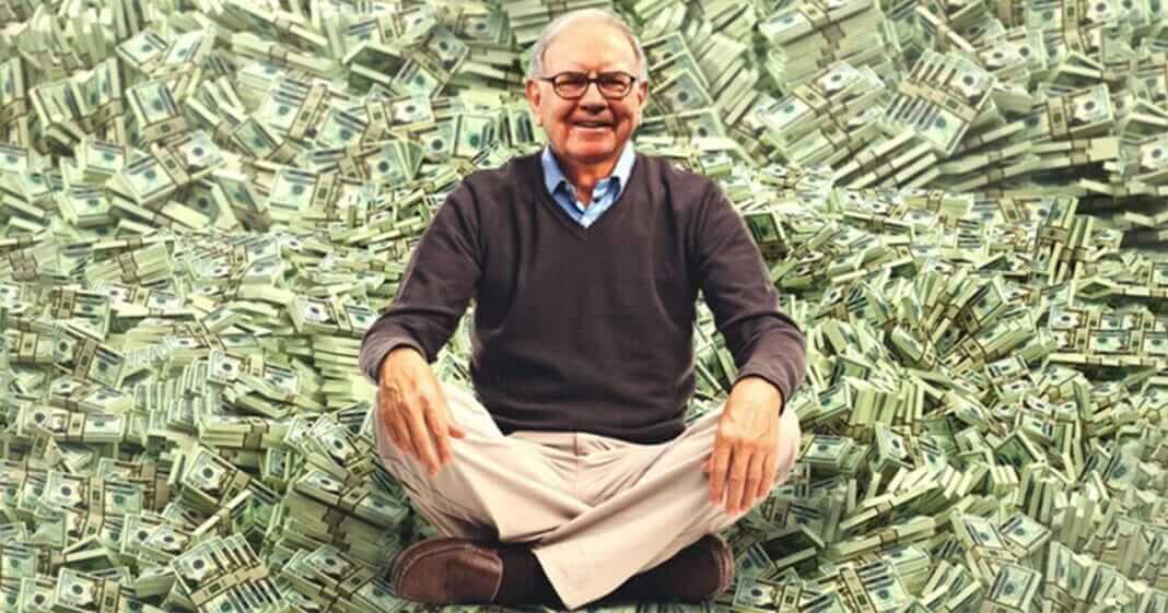 Tỷ phú thiên tài Warren Buffett: Đừng để mình bị phá sản vì cố ra vẻ giàu có!