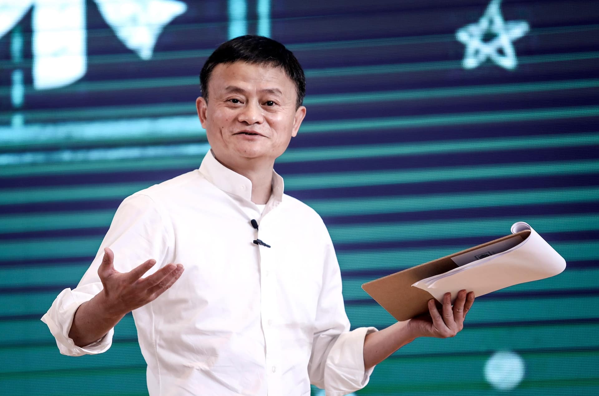 Jack Ma muon tu bo quyen luc tai Ant Group anh 1