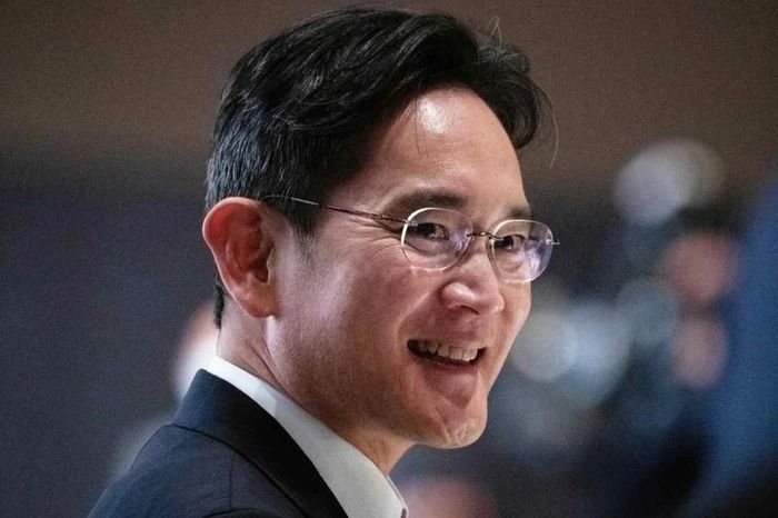  Lee Jae-yong trở thành tân chủ tịch tập đoàn Samsung. 