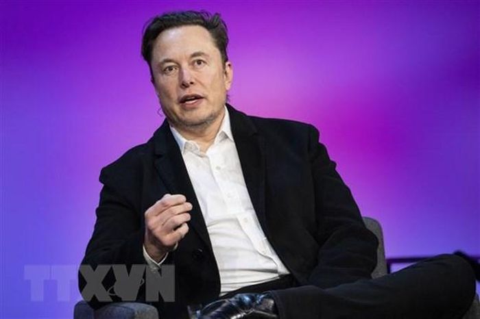 Tỷ phú Elon Musk phát biểu tại một sự kiện ở Vancouver, Canada. (Ảnh: AFP/TTXVN)