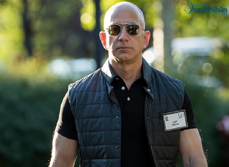 Jeff Bezos và 27 năm kiến tạo đế chế Amazon