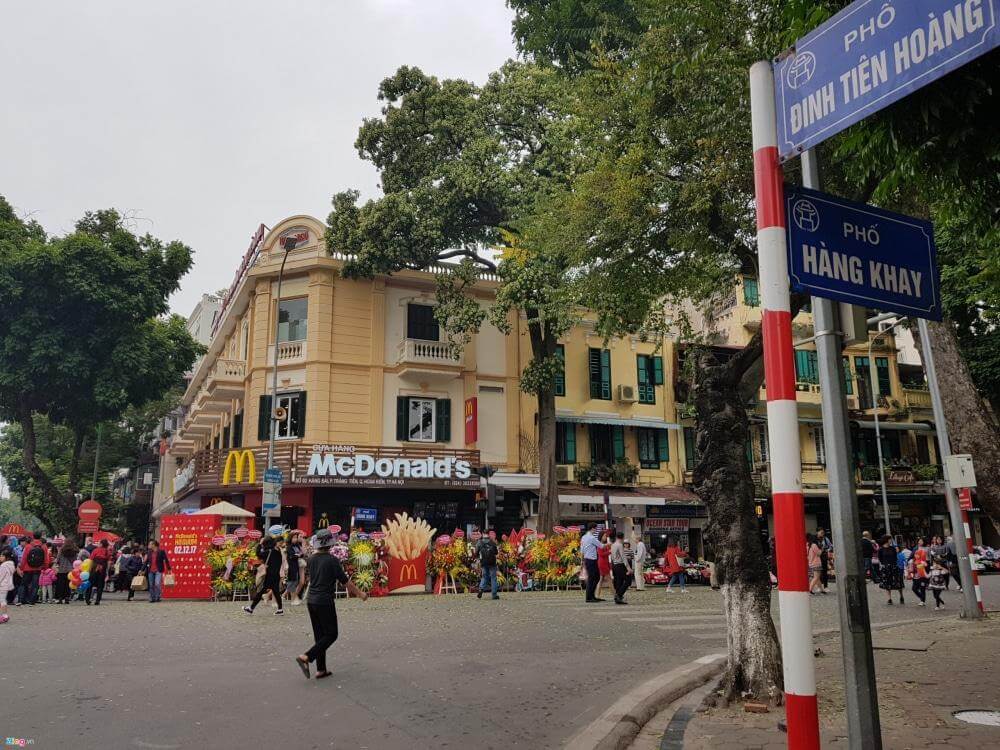 Chinh phục cả thế giới, vì sao McDonald's, Burger King 'chật vật' ở Việt  Nam?
