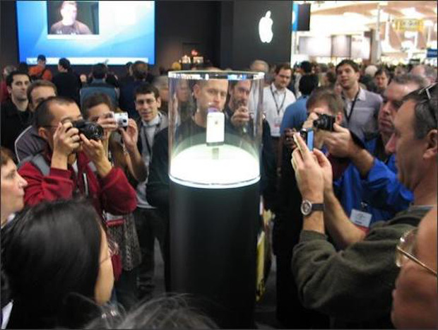 Tròn 10 năm iPhone 2G bán ra: Cùng nhìn lại khoảnh khắc đầu tiên của chiếc điện thoại kinh điển này nhé! - Ảnh 10.