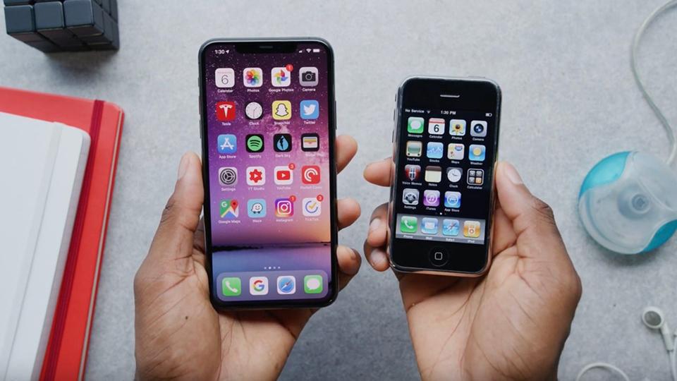 Video] So sánh iPhone 11 Pro và iPhone 2G: Sau 12 năm iPhone đã khác thế  nào? | Sforum